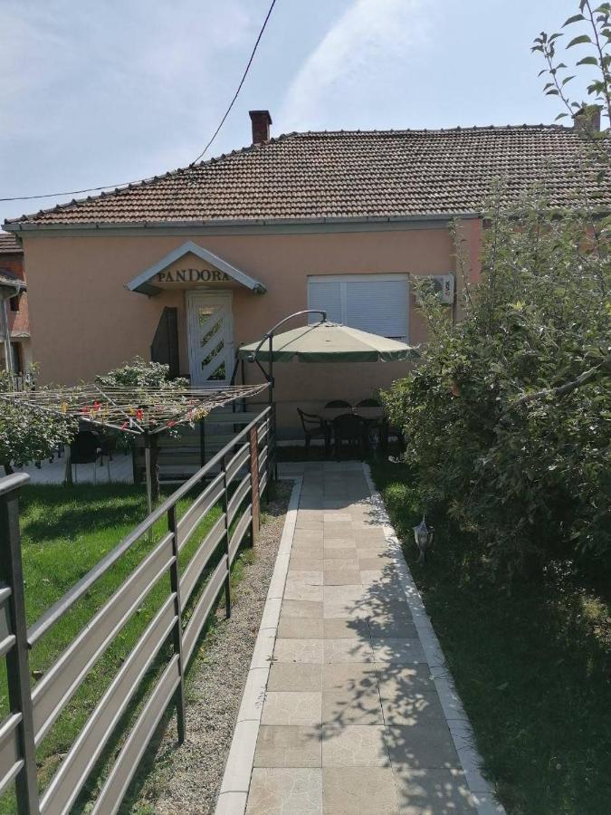 Apartments Pandora Jagodina Extérieur photo